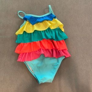Baby Boden 2-3Y girls rainbow ruffle swimsuit